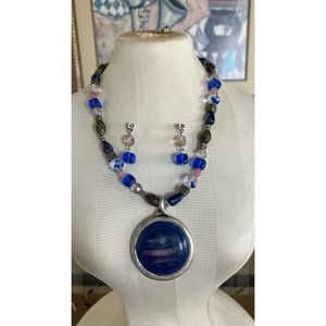 VTG Chico's Diachromatic Glass Stone Pendant and Beaded Necklace